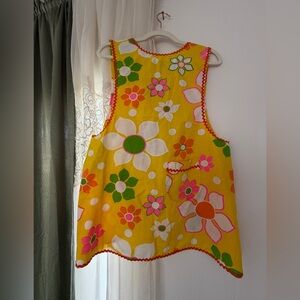 Vintage 60’s Dress Apron Back Ties Colorful Flowers Cute Pocket One Size Adult